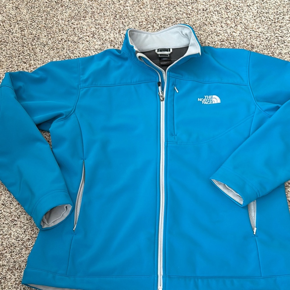 The North Face Blue Jacket women’s sz XL perfect condition